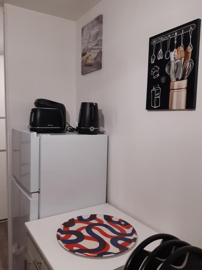 Joli Appartement T2 Agglo Troyes Sainte-Savine Kültér fotó